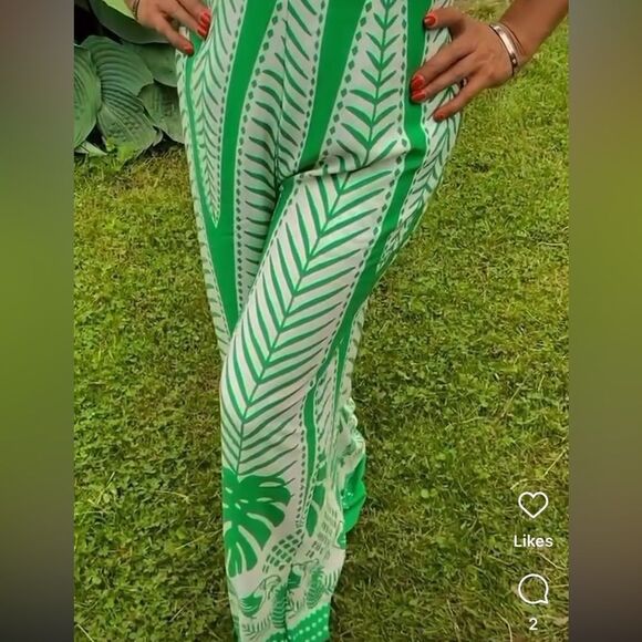 Sunburst Kiss Pants - NWT Sunburst Kiss White/Green Wide Pants Tropical Palm Print